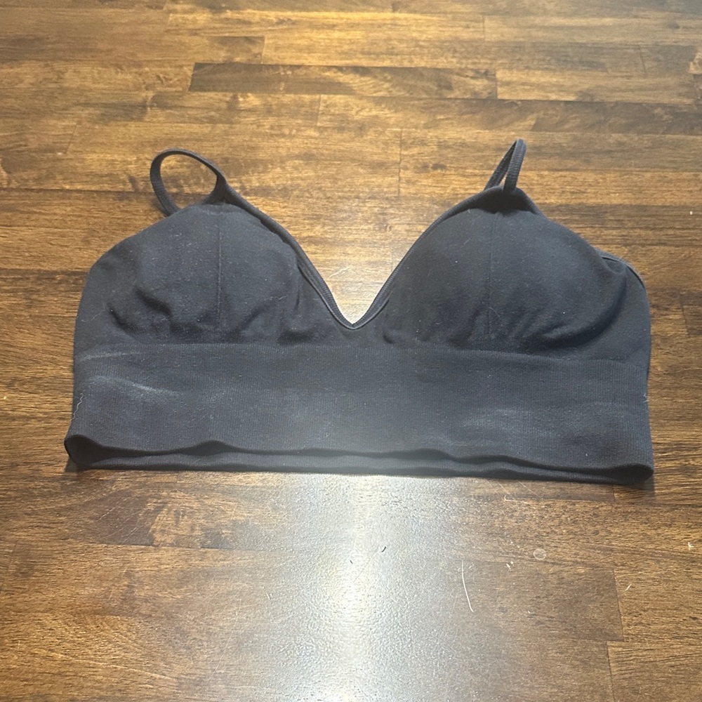 LAST CHANCE OFFER: Alphalete Midnight Black Bralette